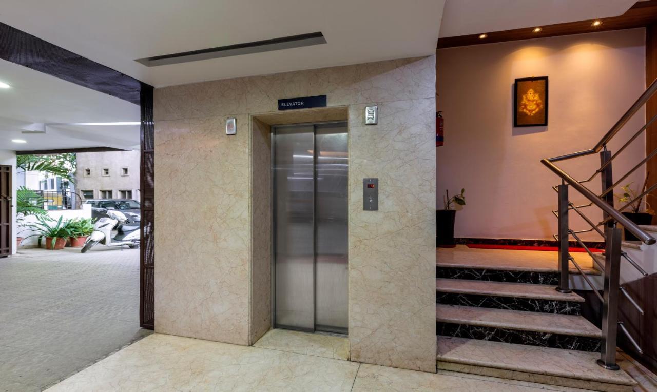 Itsy Hotels Hiland Suites Bangalore Exterior foto